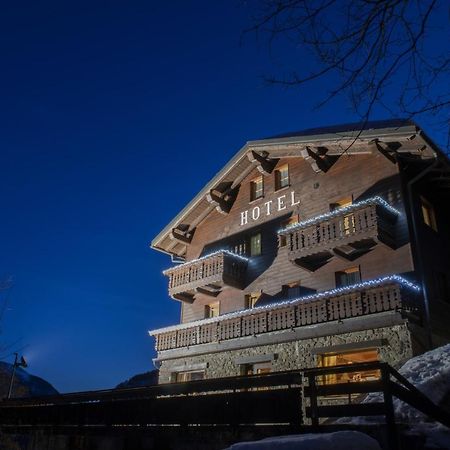 Hotel Rascard Valtournenche Zewnętrze zdjęcie