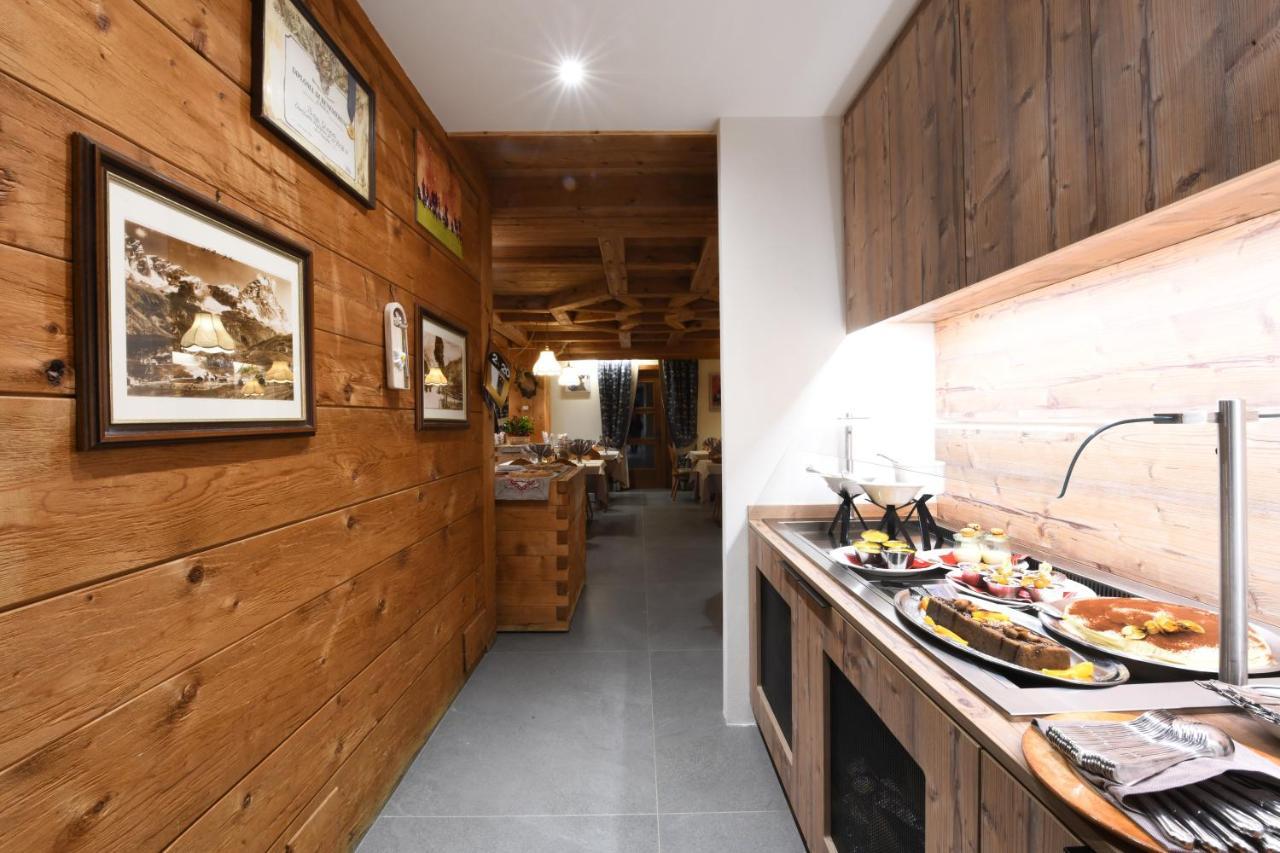 Hotel Rascard Valtournenche Zewnętrze zdjęcie