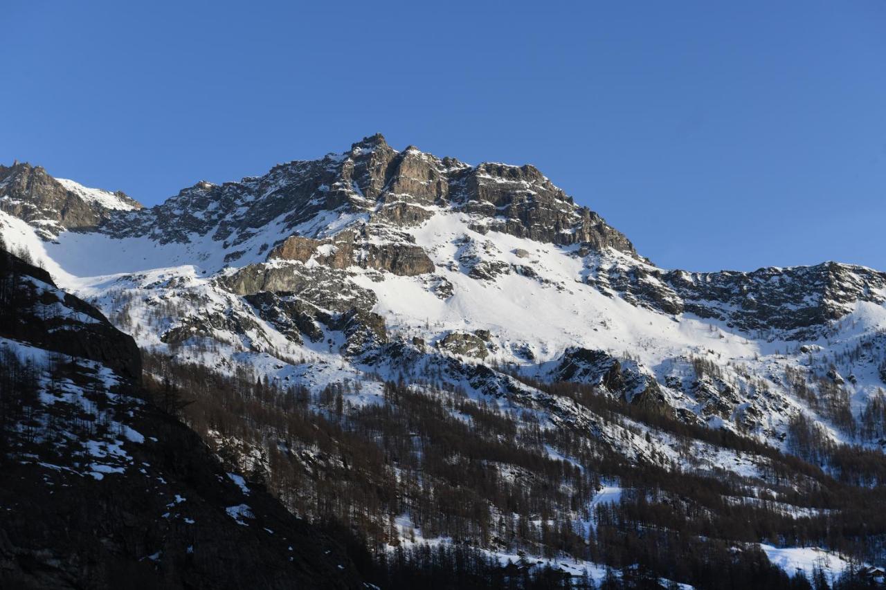 Hotel Rascard Valtournenche Zewnętrze zdjęcie