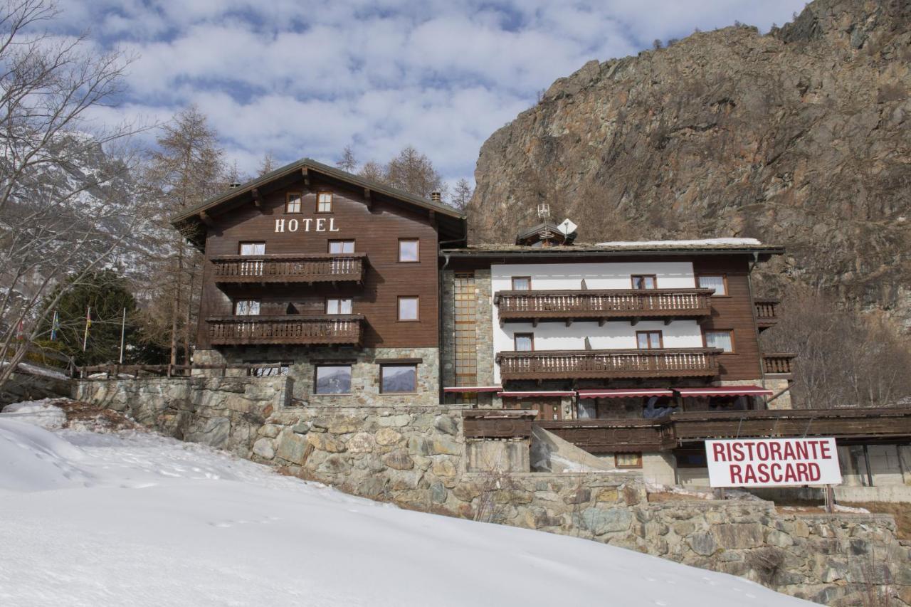 Hotel Rascard Valtournenche Zewnętrze zdjęcie