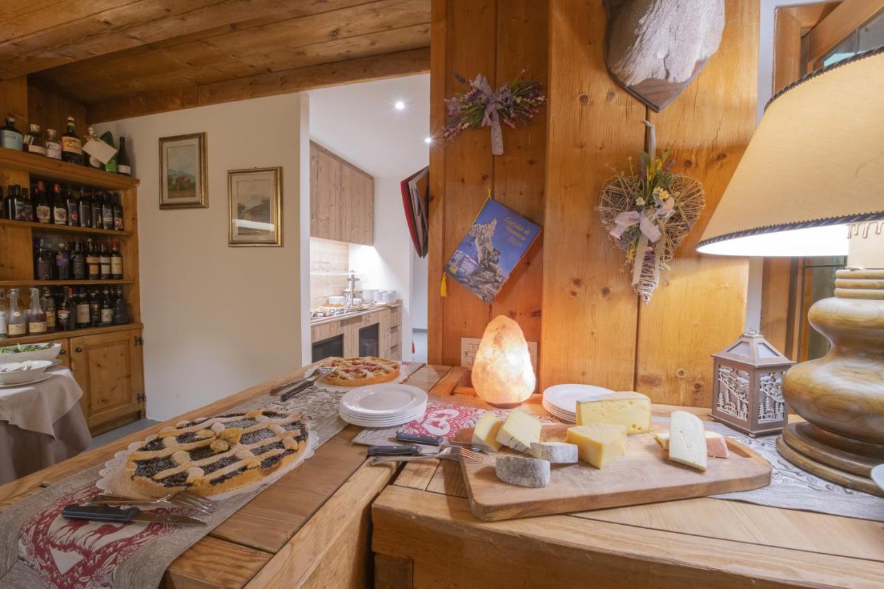 Hotel Rascard Valtournenche Zewnętrze zdjęcie